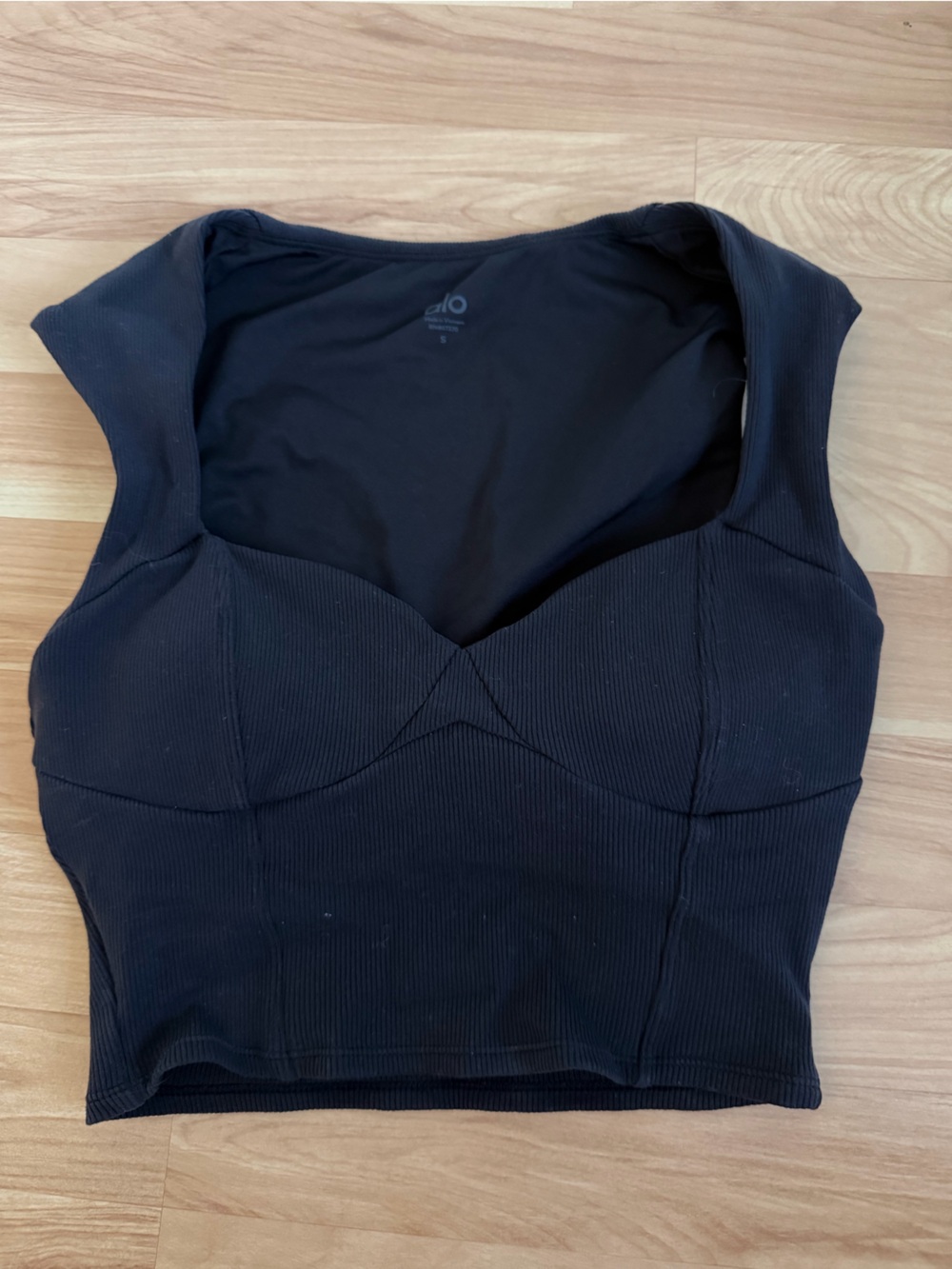 ALO Yoga Black Ribbed Shaping Crop Tank